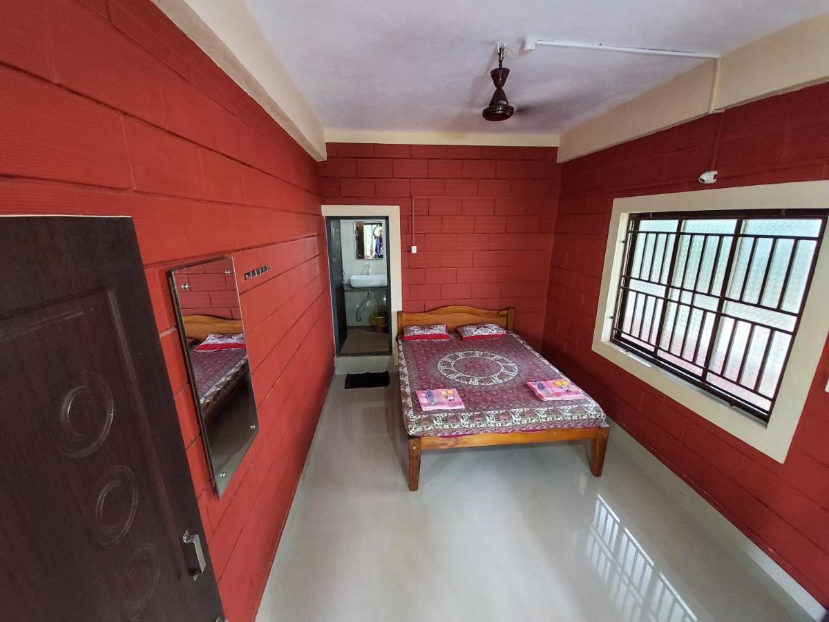 Cocopelli Guest House Gokarna  Buitenkant foto